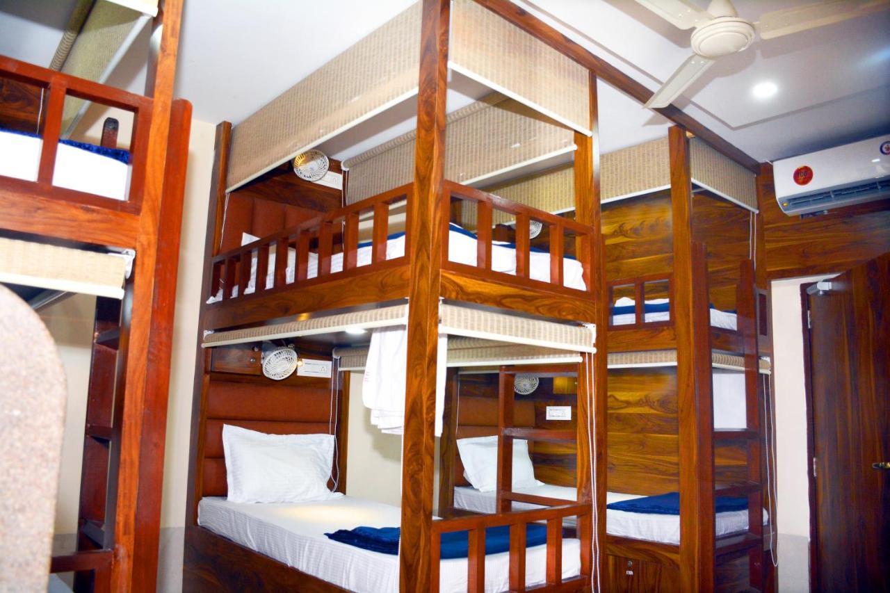 Hotel Nest N Rest - Mumbai Exterior foto
