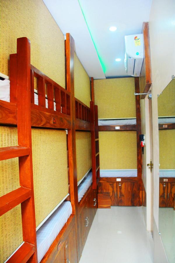 Hotel Nest N Rest - Mumbai Exterior foto